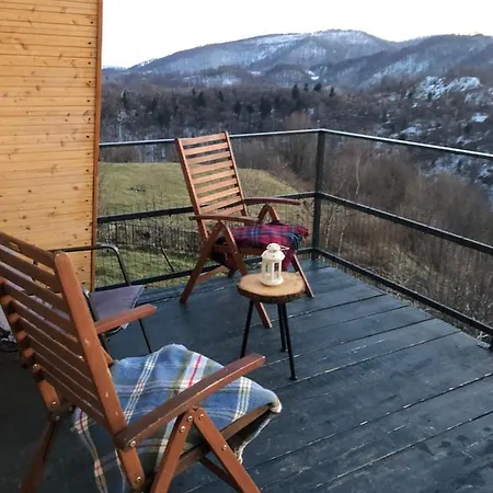 A-frame Refugiu Montan Lodge *